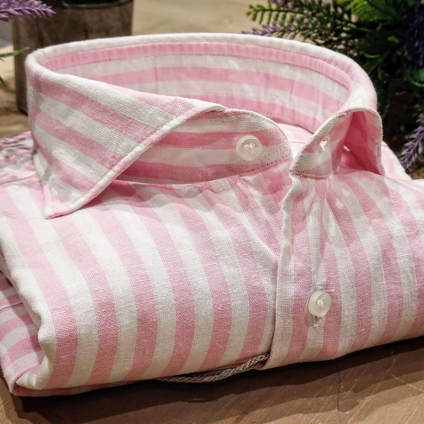 Camicia in Misto Lino Rigato Rosa e Bianco Collo Francese Cutaway