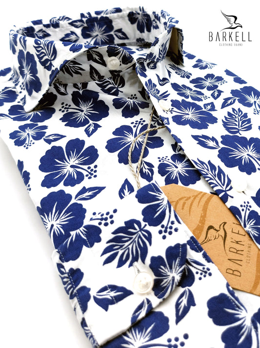 Camicia in Cotone Fantasia Ibisco Blu Fondo Bianco Collo Francese Cutaway