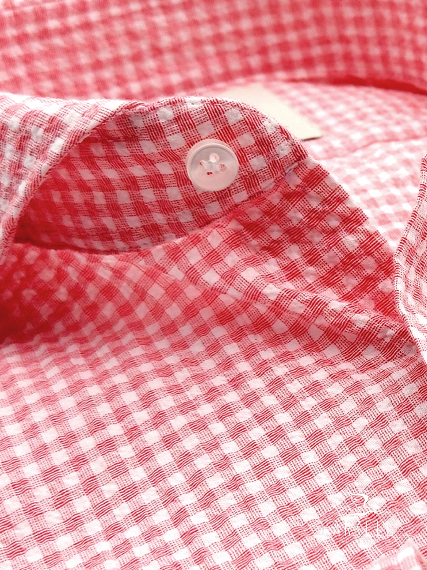 Camicia in Cotone Seersucker Quadretto Rosso Aranciato e Bianco Collo Francese Cutaway