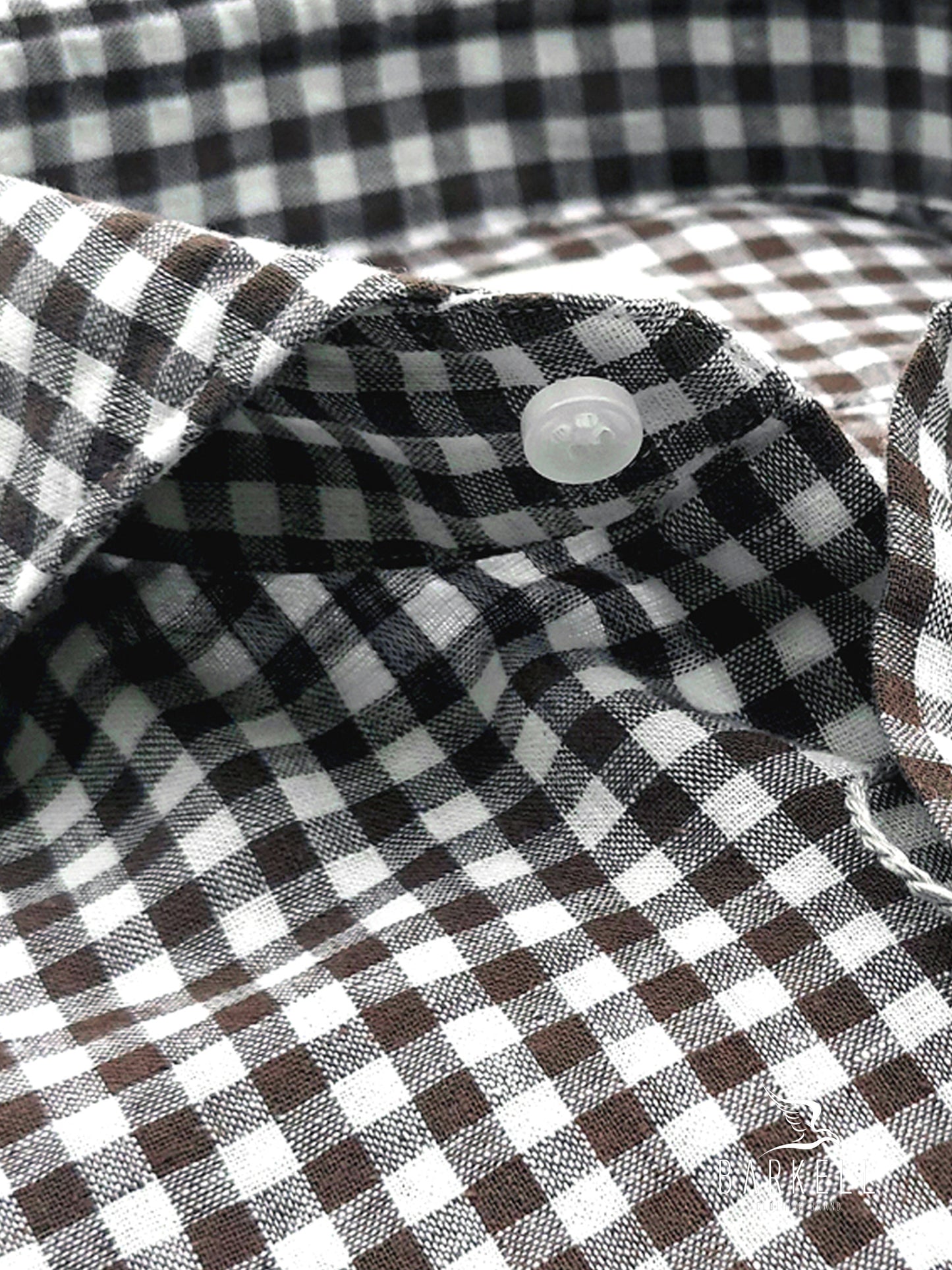 Camicia in Misto Lino Quadro Marrone e Bianco Collo Francese Cutaway