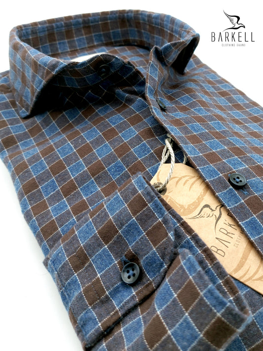 Camicia in Cotone Flanellato Quadro Marrone e Blu Denim Collo Francese Cutaway