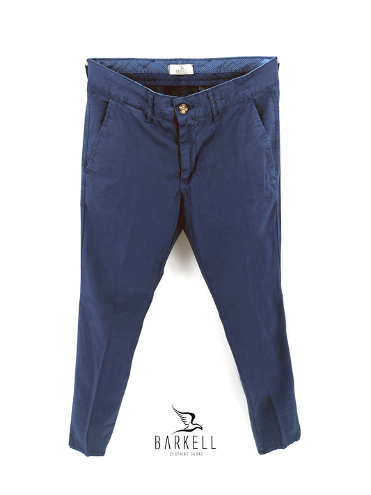 Pantalone Indaco Modello Chinos in Cotone Gabardina